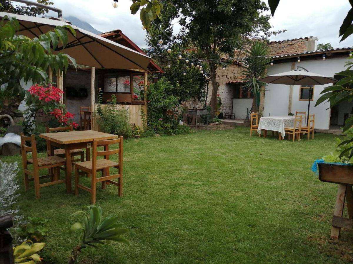 Hostal Dulzura Caraz Esterno foto