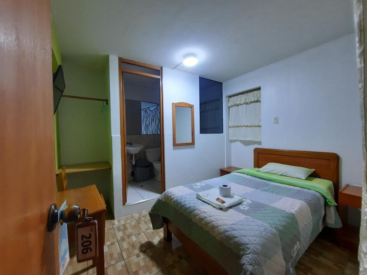 Hostal Dulzura Caraz Esterno foto